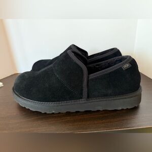 UGG Men's Black Suede Loafers/slippers size 12 NWOT